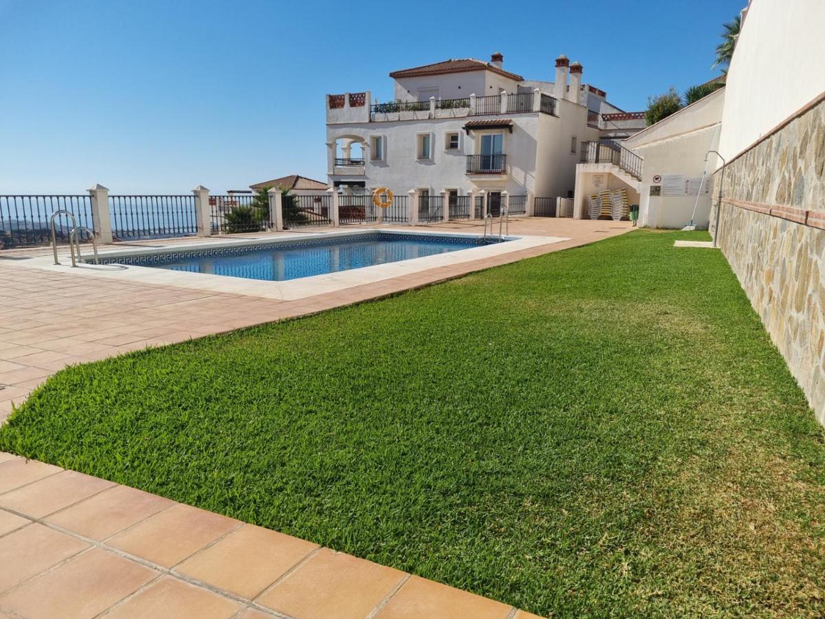 Elegant Apartment With Fantastic Views At The Top Of Calahonda Sitio de Calahonda Esterno foto
