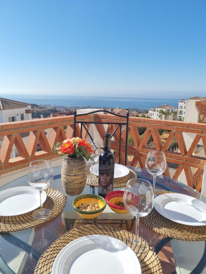 Elegant Apartment With Fantastic Views At The Top Of Calahonda Sitio de Calahonda Esterno foto