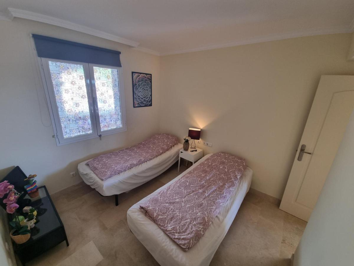 Elegant Apartment With Fantastic Views At The Top Of Calahonda Sitio de Calahonda Esterno foto