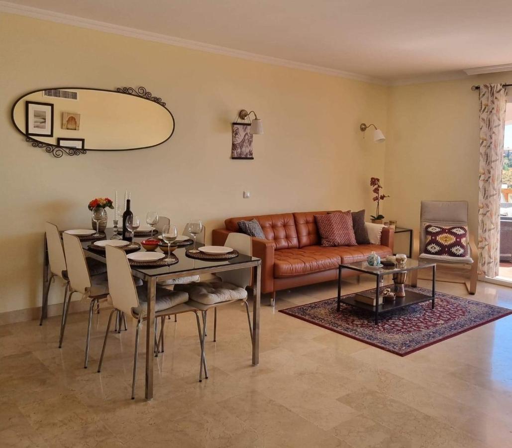 Elegant Apartment With Fantastic Views At The Top Of Calahonda Sitio de Calahonda Esterno foto