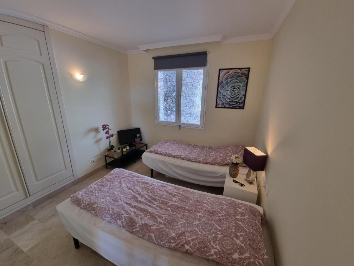 Elegant Apartment With Fantastic Views At The Top Of Calahonda Sitio de Calahonda Esterno foto